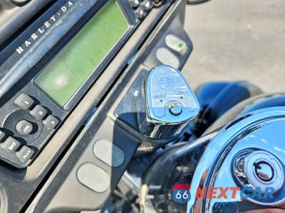 Zdjęcie 8 z 10 samochodu: 2007 HARLEY-DAVIDSON FLHX VIN:1HD1KB4187Y676459 - miniatura