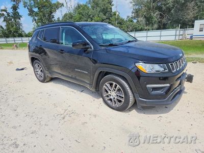 Czwarte zdjęcie samochodu z boku: 2019 JEEP COMPASS LATITUDE VIN:3C4NJCBB3KT730588 - miniatura