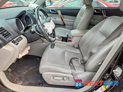Zdjęcie 7 z 12 samochodu: 2013 TOYOTA HIGHLANDER LIMITED VIN:5TDDK3EH0DS219765 - miniatura