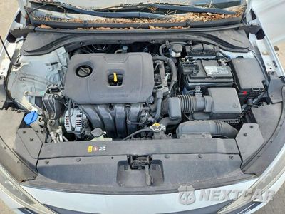Zdjęcie 11 z 12 samochodu: 2020 HYUNDAI ELANTRA SEL VIN:5NPD84LF4LH577820 - miniatura