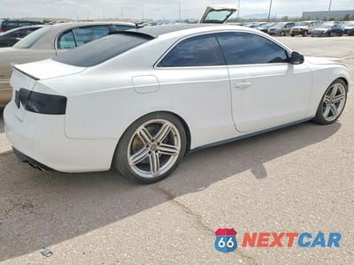 Trzecie zdjęcie samochodu z tyłu: 2011 AUDI S5 PREMIUM PLUS VIN:WAUCVAFR4BA014374 - miniatura