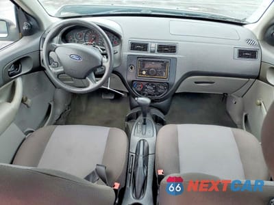 Zdjęcie 8 z 12 samochodu: 2006 FORD FOCUS ZX4 VIN:1FAHP34N16W128359 - miniatura