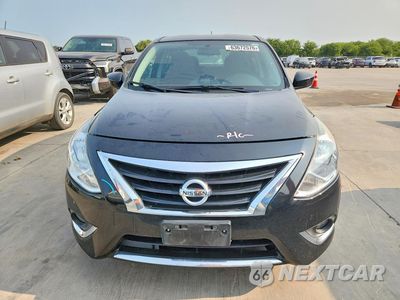 Piąte zdjęcie samochodu w środku: 2017 NISSAN VERSA 1.6 S VIN:3N1CN7AP0HL850005 - miniatura