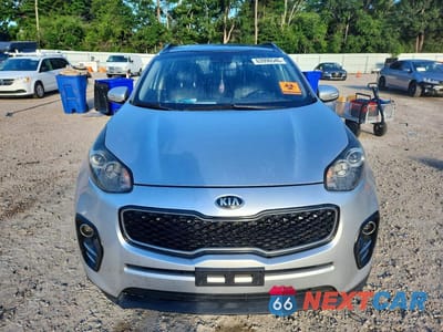 Piąte zdjęcie samochodu w środku: 2018 KIA SPORTAGE EX VIN:KNDPN3AC7J7418140 - miniatura
