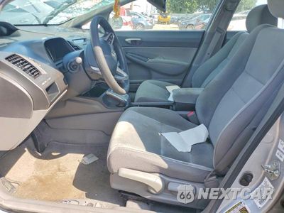 Zdjęcie 7 z 12 samochodu: 2010 HONDA CIVIC LX VIN:2HGFA1F50AH500741 - miniatura