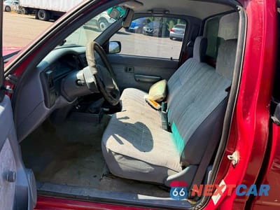 Zdjęcie 6 z 10 samochodu: 2000 TOYOTA TACOMA BASE VIN:4TANL42N9YZ672106 - miniatura