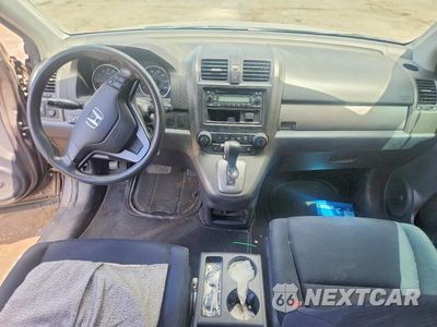 Zdjęcie 8 z 14 samochodu: 2010 HONDA CR-V LX VIN:5J6RE3H32AL018180 - miniatura