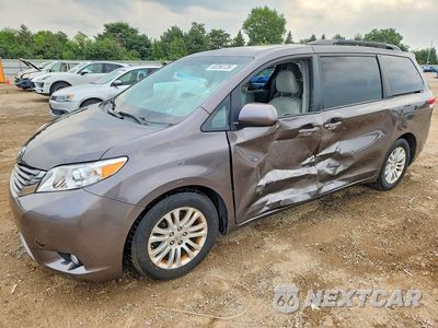2013 TOYOTA SIENNA XLE 8-PASSENGER 5TDYK3DC5DS370883 - główne zdjęcie licytacji z USA - miniatura