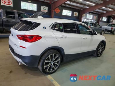 Trzecie zdjęcie samochodu z tyłu: 2018 BMW X2 XDRIVE28I VIN:WBXYJ5C31JEF75480 - miniatura