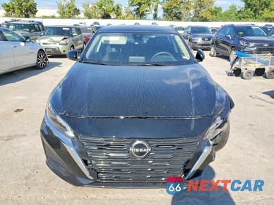 Piąte zdjęcie samochodu w środku: 2023 NISSAN ALTIMA SV VIN:1N4BL4DV0PN360773 - miniatura