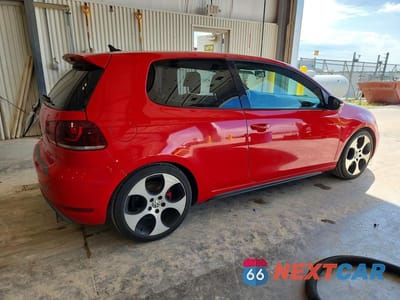 Trzecie zdjęcie samochodu z tyłu: 2011 VOLKSWAGEN GTI VIN:WVWEV7AJ8BW232613 - miniatura