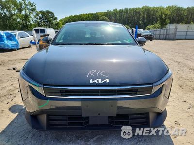 Piąte zdjęcie samochodu w środku: 2025 KIA K4 LXS VIN:3KPFT4DE1SE171414 - miniatura