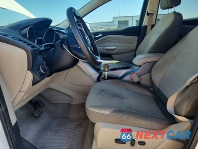 Zdjęcie 7 z 13 samochodu: 2016 FORD ESCAPE SE VIN:1FMCU9GX8GUA90893 - miniatura