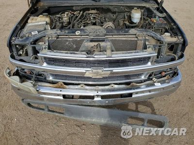 Zdjęcie 12 z 13 samochodu: 2004 CHEVROLET TAHOE C1500 VIN:1GNEC13T54J316817 - miniatura