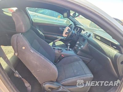 Zdjęcie 10 z 13 samochodu: 2016 FORD MUSTANG VIN:1FA6P8AM9G5310530 - miniatura