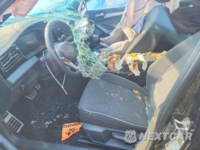 Zdjęcie 7 z 13 samochodu: 2025 VOLKSWAGEN JETTA SPORT VIN:3VWBX7BU1SM077566 - miniatura