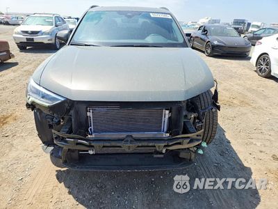 Piąte zdjęcie samochodu w środku: 2024 AUDI Q3 PREMIUM PLUS S LINE 45 VIN:WA1EECF39R1021618 - miniatura