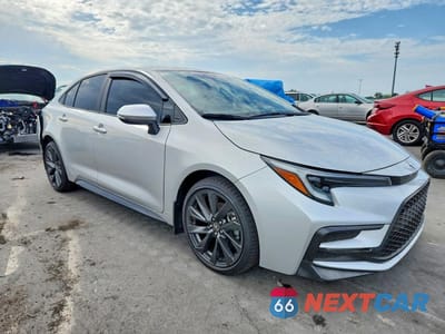 Czwarte zdjęcie samochodu z boku: 2025 TOYOTA COROLLA SE VIN:5YFS4MCE4SP222187 - miniatura