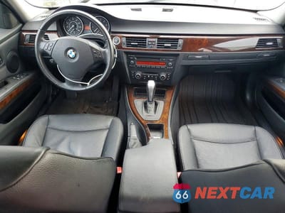 Zdjęcie 8 z 12 samochodu: 2011 BMW 328 XI VIN:WBAPK7C58BA972626 - miniatura