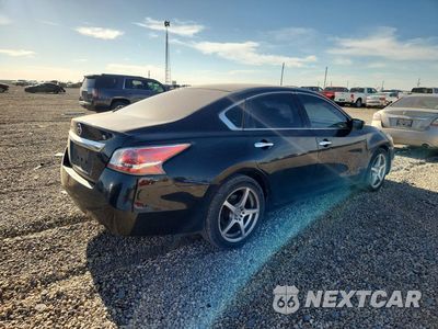 Trzecie zdjęcie samochodu z tyłu: 2015 NISSAN ALTIMA 2.5 S VIN:1N4AL3AP6FN318134 - miniatura