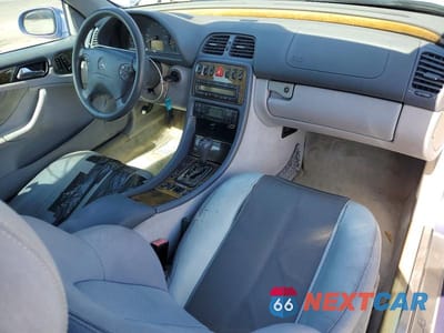 Zdjęcie 8 z 12 samochodu: 2000 MERCEDES-BENZ CLK 430 VIN:WDBLK70G4YT051944 - miniatura
