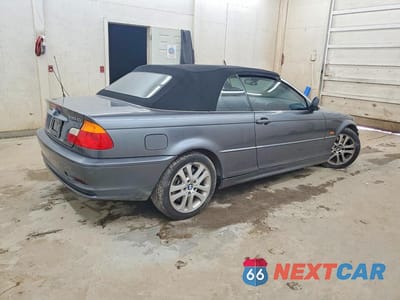Trzecie zdjęcie samochodu z tyłu: 2002 BMW 330 CI VIN:WBABS53482JU93242 - miniatura