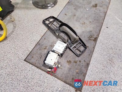 Zdjęcie 12 z 13 samochodu: 2006 CHEVROLET SILVERADO K1500 VIN:2GCEK19B561112347 - miniatura