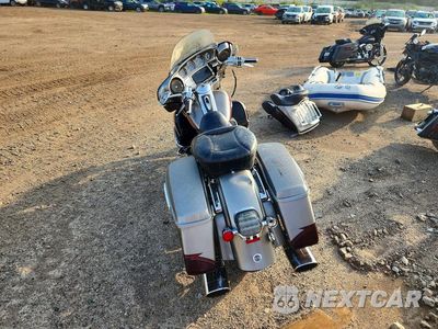 Czwarte zdjęcie samochodu z boku: 2015 HARLEY-DAVIDSON FLHTKSE CVO LIMITED VIN:1HD1TEN18FB950645 - miniatura