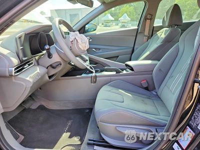 Zdjęcie 7 z 13 samochodu: 2023 HYUNDAI ELANTRA SEL VIN:KMHLM4AG5PU529057 - miniatura