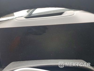Zdjęcie 9 z 14 samochodu: 2026 BMW X5 M VIN:5UX23EU02T9107654 - miniatura