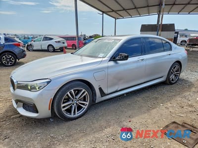 2017 BMW 740 XE WBA7J2C38HG497859 - główne zdjęcie licytacji z USA - miniatura