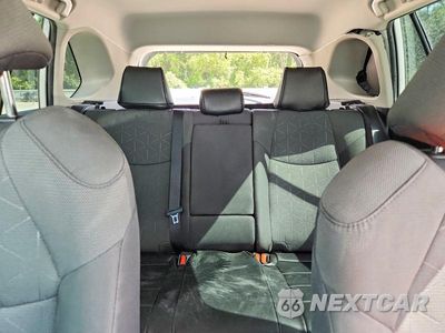 Zdjęcie 10 z 14 samochodu: 2022 TOYOTA RAV4 XLE VIN:2T3W1RFVXNW214009 - miniatura