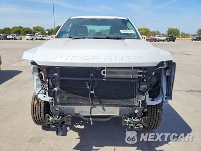 Piąte zdjęcie samochodu w środku: 2026 FORD F350 SUPER DUTY VIN:1FT8X3BT1TEC89307 - miniatura