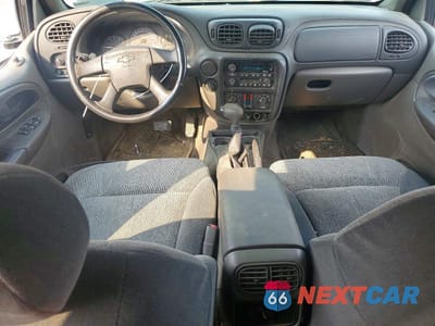 Zdjęcie 8 z 11 samochodu: 2002 CHEVROLET TRAILBLAZER VIN:1GNDS13S522489461 - miniatura