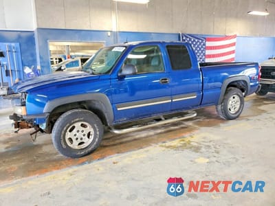 2003 CHEVROLET SILVERADO K1500 1GCEK19T03E132329 - główne zdjęcie licytacji z USA - miniatura