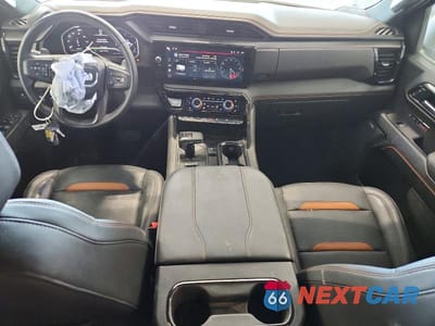 Zdjęcie 8 z 13 samochodu: 2025 GMC SIERRA K1500 AT4 VIN:3GTUUEEL4SG101661 - miniatura