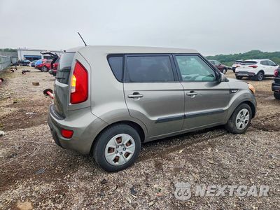 Trzecie zdjęcie samochodu z tyłu: 2013 KIA SOUL BASE VIN:KNDJT2A52D7517072 - miniatura