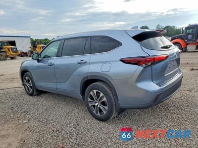 Drugie zdjęcie samochodu z przodu: 2024 TOYOTA HIGHLANDER XLE VIN:5TDKDRBH8RS534300 - miniatura