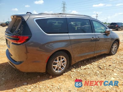 Trzecie zdjęcie samochodu z tyłu: 2022 CHRYSLER PACIFICA TOURING L VIN:2C4RC1BG3NR136182 - miniatura
