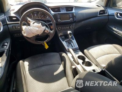 Zdjęcie 8 z 12 samochodu: 2016 NISSAN SENTRA SR VIN:3N1AB7AP9GY219545 - miniatura