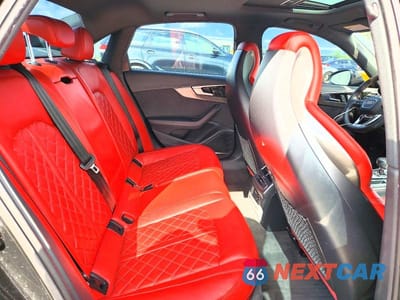 Zdjęcie 10 z 12 samochodu: 2023 AUDI S4 PREMIUM PLUS VIN:WAUB4AF47PA024990 - miniatura