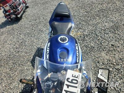 Piąte zdjęcie samochodu w środku: 2004 SUZUKI GSX-R1000 VIN:JS1GT75A642105887 - miniatura