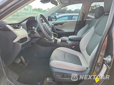 Zdjęcie 7 z 13 samochodu: 2024 TOYOTA RAV4 HYBRID XLE VIN:4T3RWRFVXRU150266 - miniatura