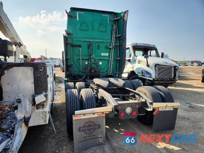 Drugie zdjęcie samochodu z przodu: 2019 FREIGHTLINER CASCADIA 126 VIN:3AKJHHDR8KSHU7271 - miniatura