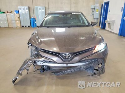 Piąte zdjęcie samochodu w środku: 2018 TOYOTA CAMRY LE VIN:JTNB11HK5J3028065 - miniatura