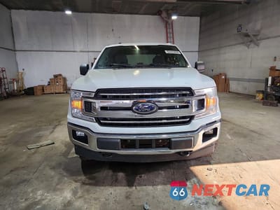Piąte zdjęcie samochodu w środku: 2018 FORD F150 SUPERCREW VIN:1FTEW1E51JFD74470 - miniatura