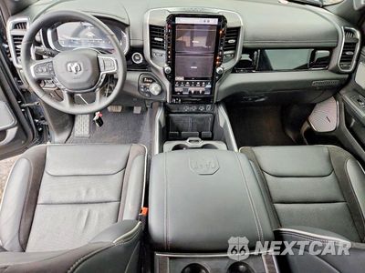 Zdjęcie 8 z 12 samochodu: 2025 RAM 1500 LARAMIE VIN:1C6SRFJP7SN764907 - miniatura
