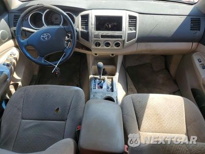 Zdjęcie 8 z 12 samochodu: 2006 TOYOTA TACOMA DOUBLE CAB PRERUNNER VIN:3TMJU62N96M008608 - miniatura