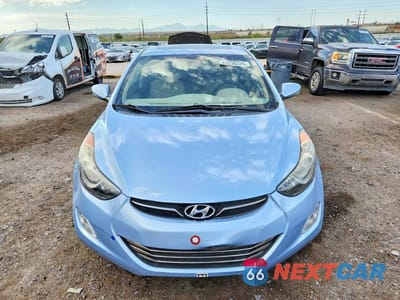 Piąte zdjęcie samochodu w środku: 2013 HYUNDAI ELANTRA LIMITED VIN:KMHDH4AE8DU846205 - miniatura