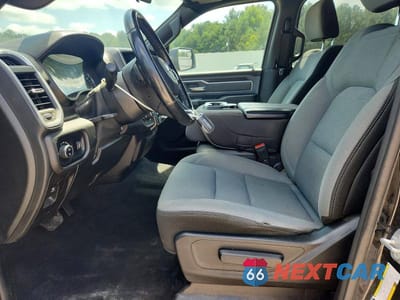 Zdjęcie 7 z 12 samochodu: 2021 RAM 1500 BIG HORN/LONE STAR VIN:1C6RRFFG2MN591744 - miniatura